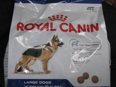 /images/product_images/info_images/royal-canin-maxi-adult-15kg_1.jpg