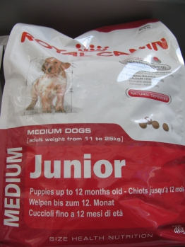 ROYAL CANIN Medium Junior 1кг